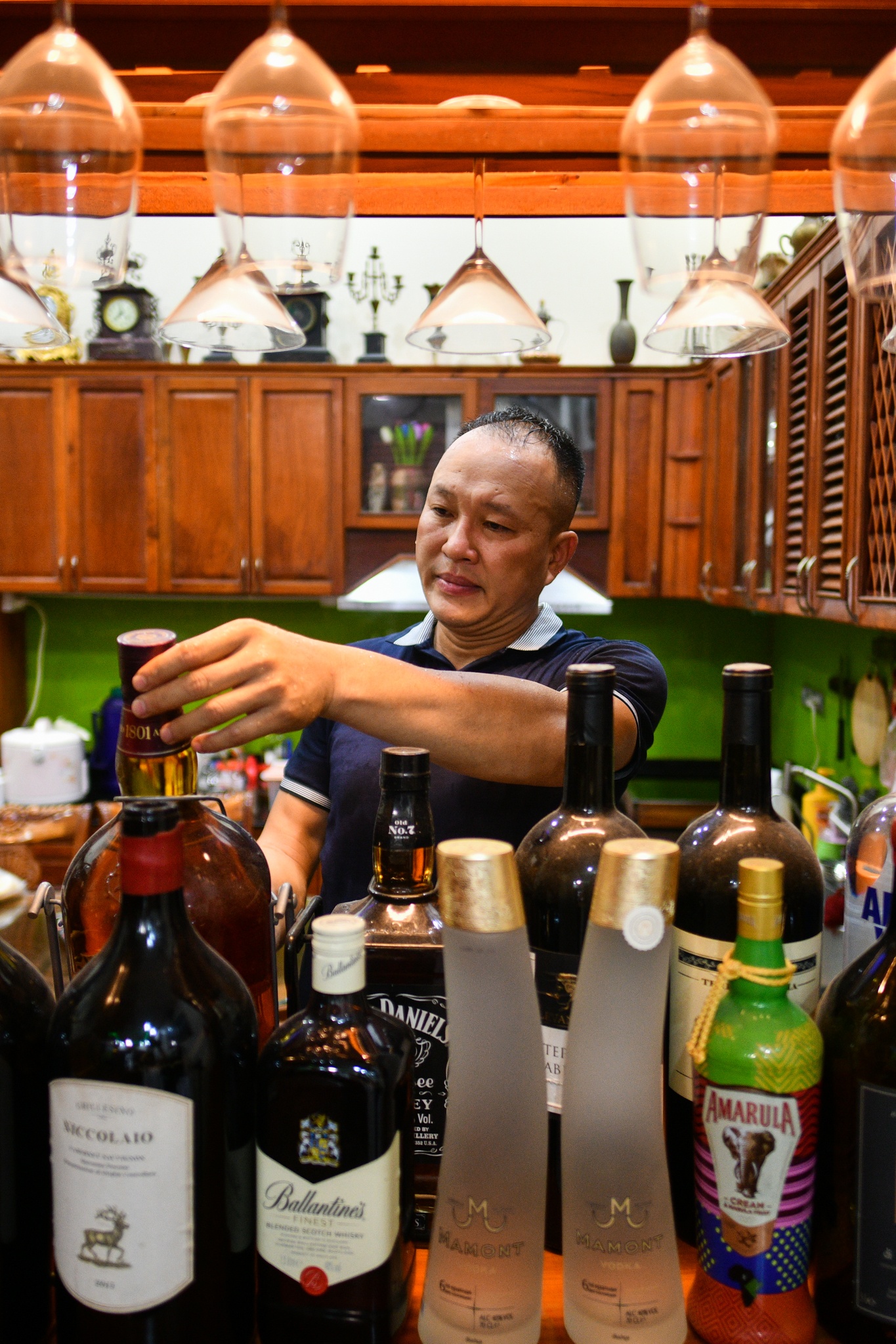 huong dan vien du lich,  du lich quoc te,  bay quoc te anh 16