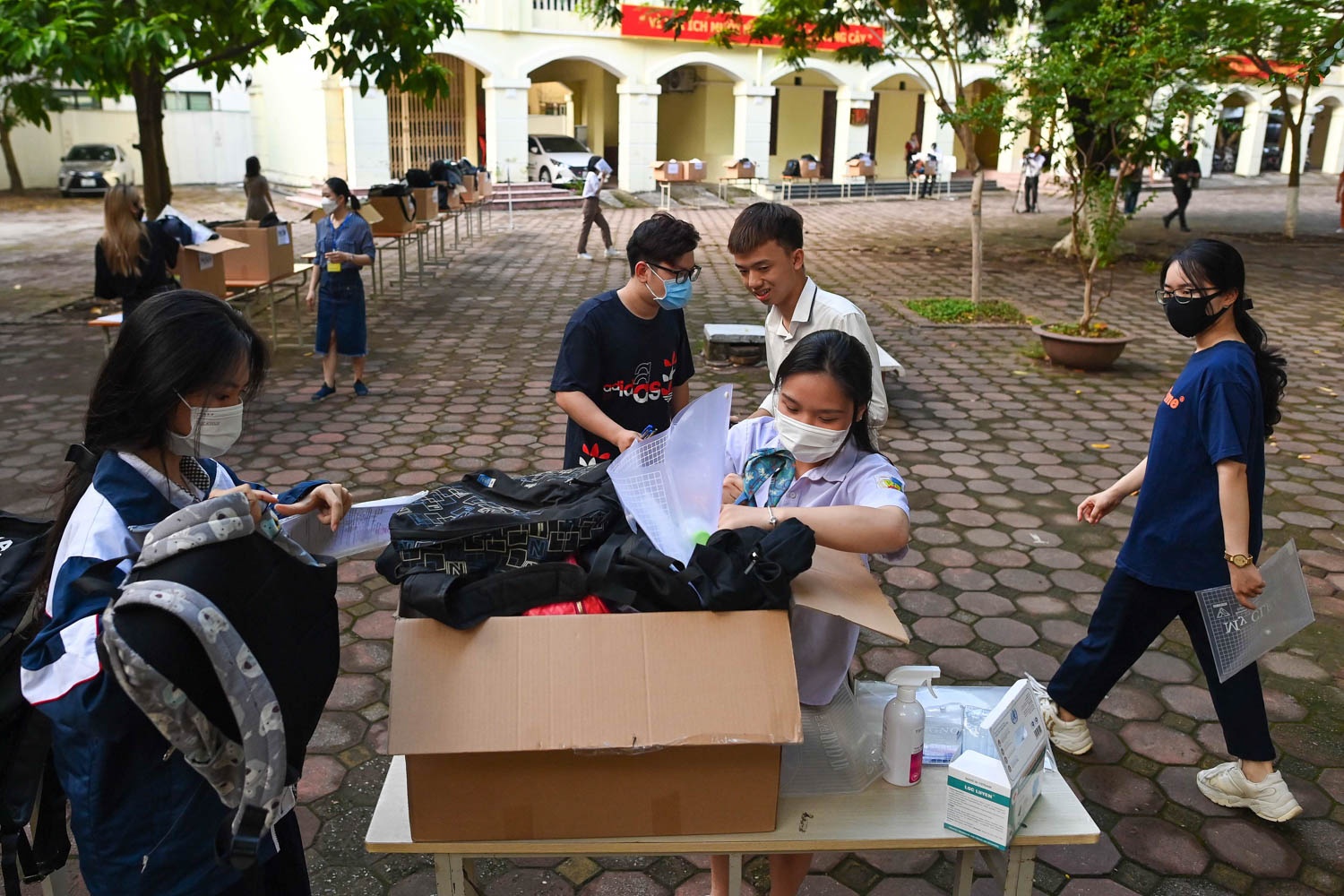 thi tot nghiep THPT,  mon thi Ngu Van anh 1