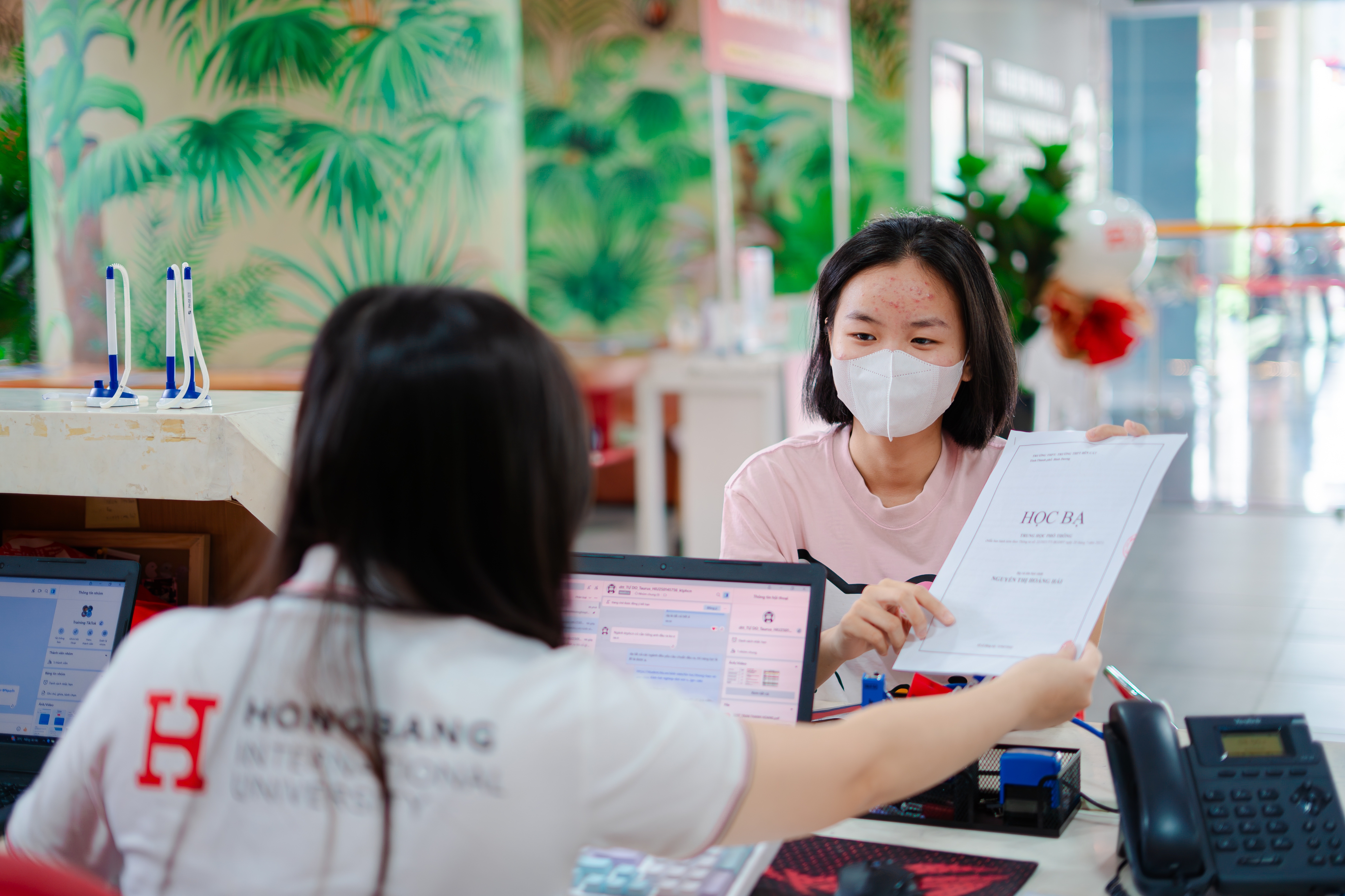 HIU,  diem san,  tuyen sinh 2025 anh 3
