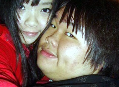 Nhung man cong bo tinh yeu 'dua lech' gay soc hinh anh