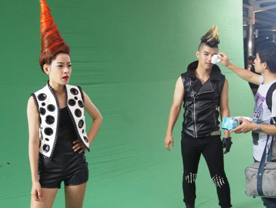 Nhung hot girl Viet tung dong quang cao nuoc ngoai hinh anh