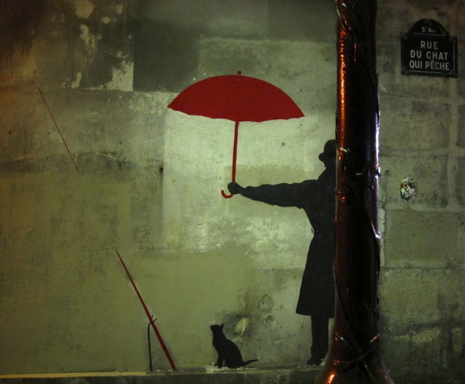 The gioi huyen thoai cua con pho hep nhat Paris hinh anh