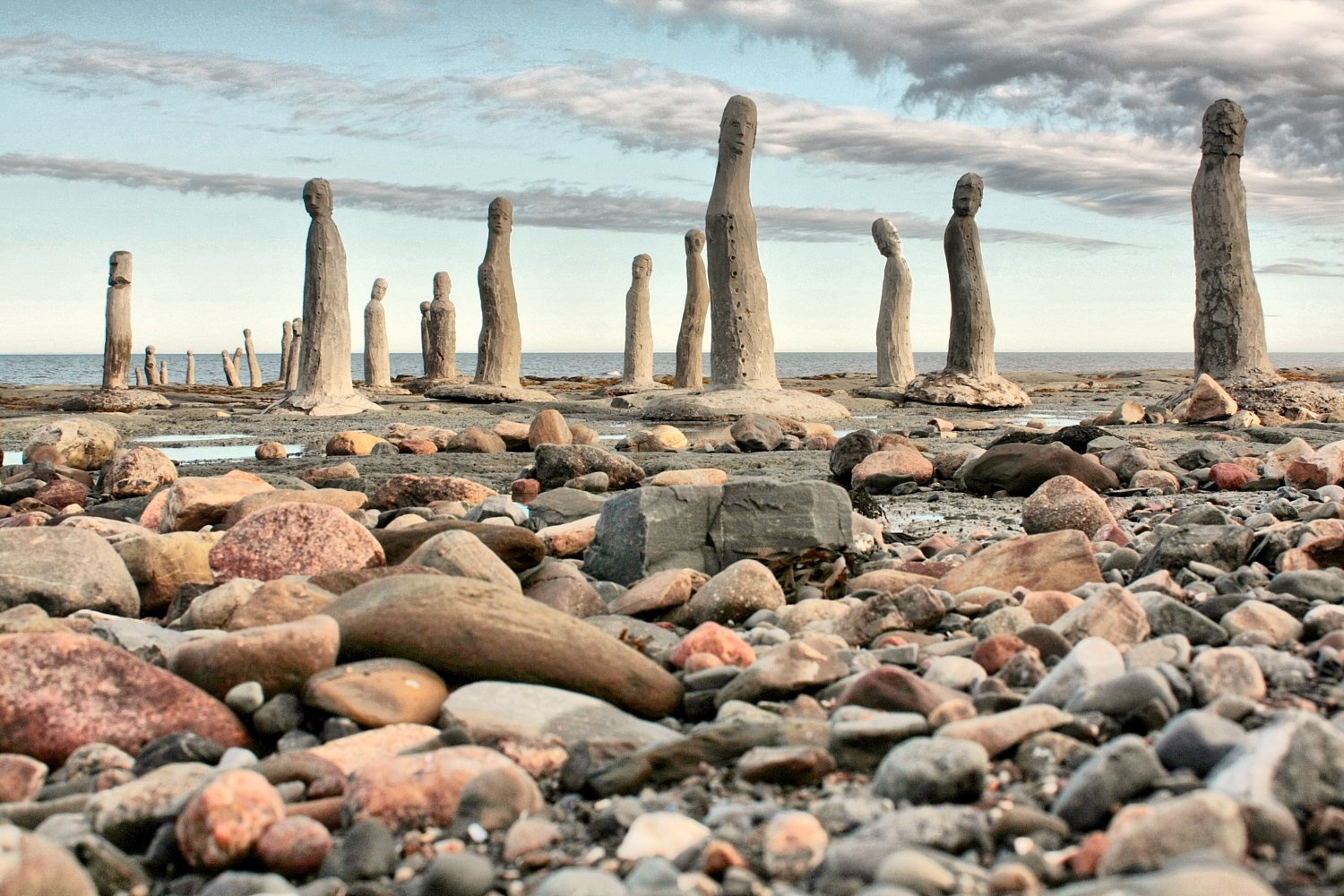 Tac pham nghe thuat ki la ben dong song o Canada hinh anh