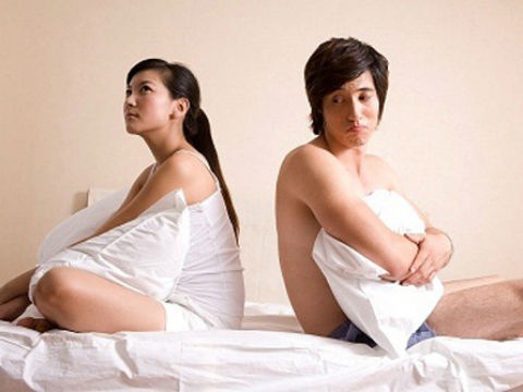 Nhung kieu ‘yeu’ ac mong doi voi phai manh hinh anh
