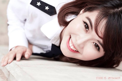 Ap luc cua nu sinh xinh dep noi tieng o Hoc vien Hang khong hinh anh