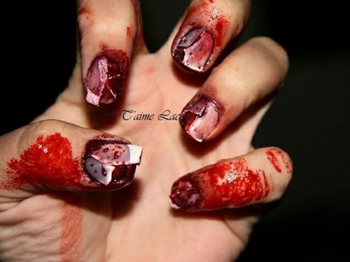 Nhung bo nail 'ron toc gay' ngay Haloween hinh anh
