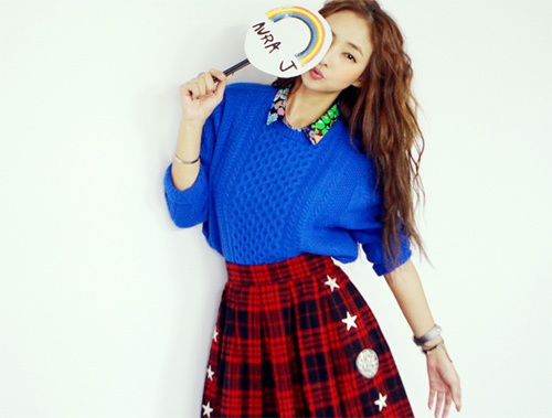 Goi y xinh dep voi ao len lung hinh anh