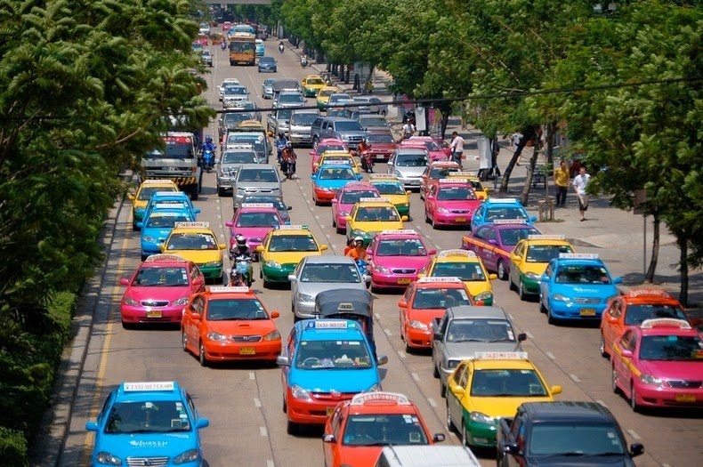 Nhung chiec xe taxi nhieu mau o Bangkok hinh anh