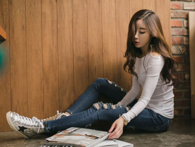 Street style sanh dieu cung giay metallic hinh anh