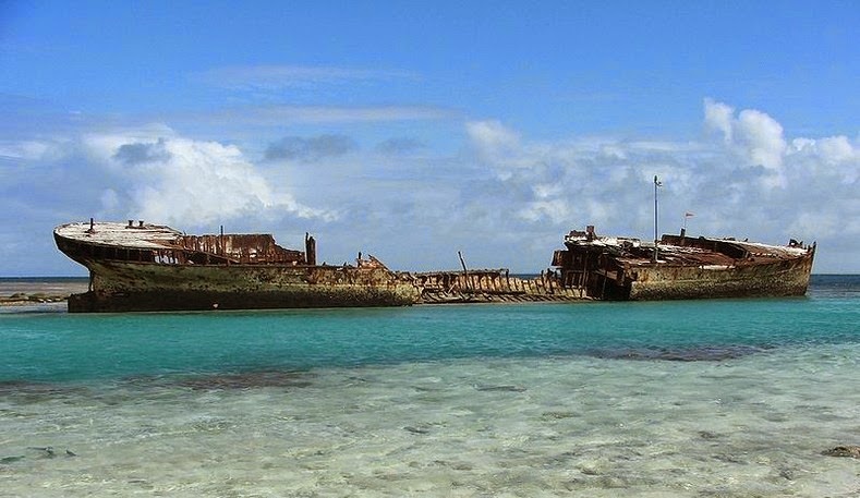 Trên đường đến New Guinea và đi tắt Gladstone, nó đã bị hư hại trong một vụ va chạm với một tàu kéo và bị bỏ rơi. Thân tàu sau đó đã được đưa đến đảo Heron ngoài khơi bờ biển Queensland và sau đó bị đánh chìm để sử dụng như một con đê chắn sóng. Phần còn lại gỉ sét vẫn còn nhìn thấy cho đến ngày nay.