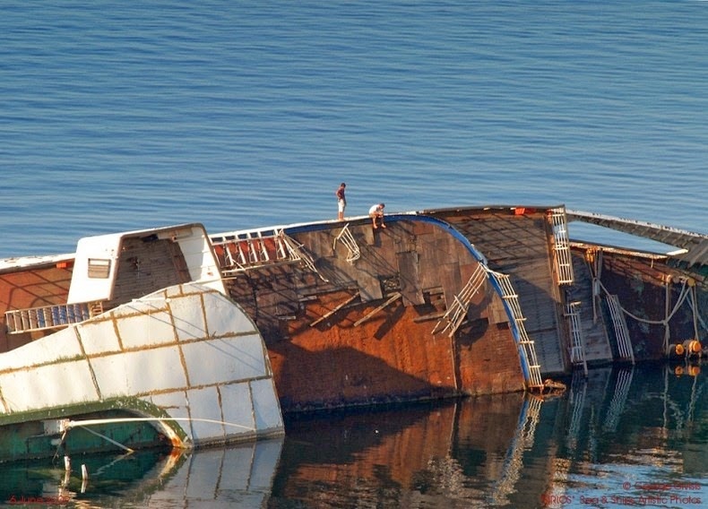 Do tình hình tài chính của công ty mà Mediterranean Sky đã bị bắt giữ vào năm 1997, trong khi đang ở Patras. Hai năm sau đó tàu được kéo đến vùng vịnh Eleusus ở Hy Lạp và bị bỏ rơi từ đó. 