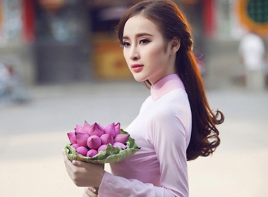 Angela Phuong Trinh tro nen ngoan hien voi pastel hinh anh
