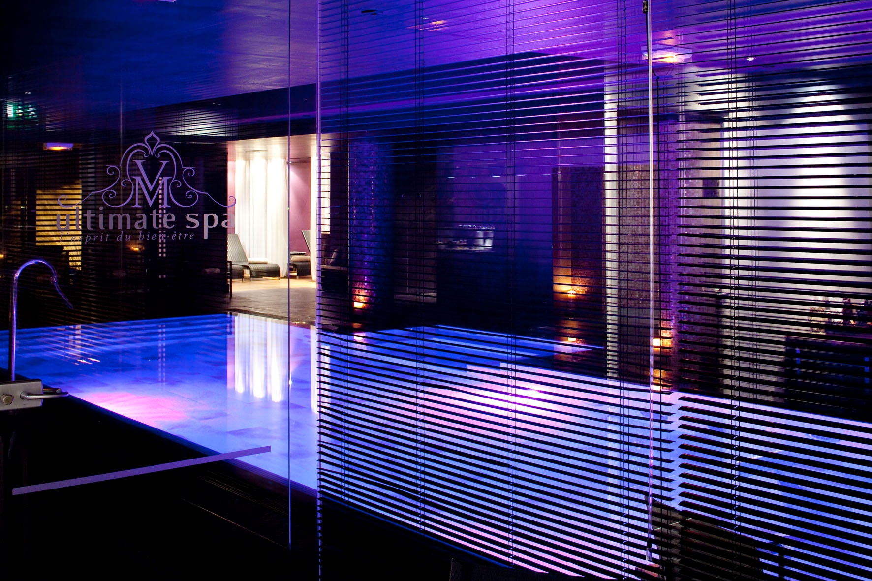 Du lịch đến lâu đài này với nhiều hình thức và rất thường xuyên, thỉnh thoảng rời khỏi sự sắp đặt để thực hiện những điều đáng làm nhất. Một công trình 800 năm tuổi là nơi đáng để đến với nhiều câu chuyện thú vị và nếu bạn là người may mắn, thậm chí có thể được nghe kể một số điều về nó.