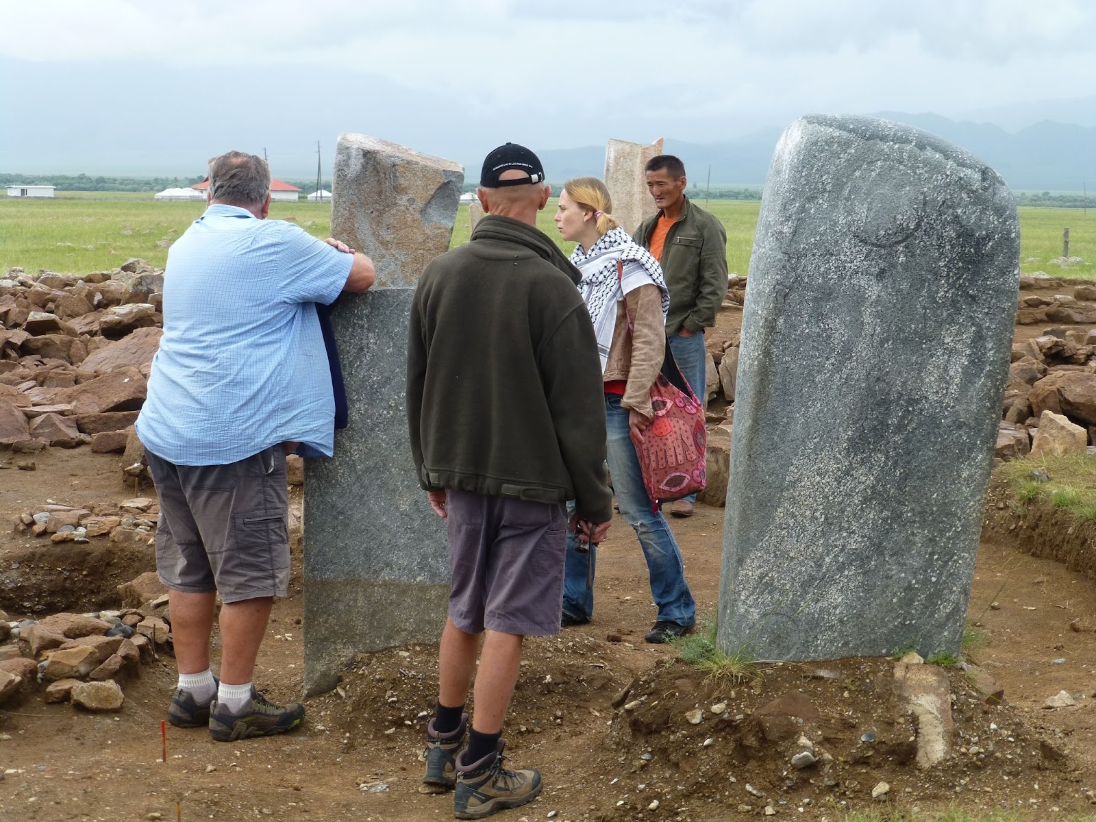 Vì hình ảnh tuần lộc xuất hiện trong những hình xăm của chiến binh, có thể là chúng được tin tưởng là mang đến điềm lành, bảo vệ cho các chiến bình tránh khỏi các lực lượng nguy hiểm. 