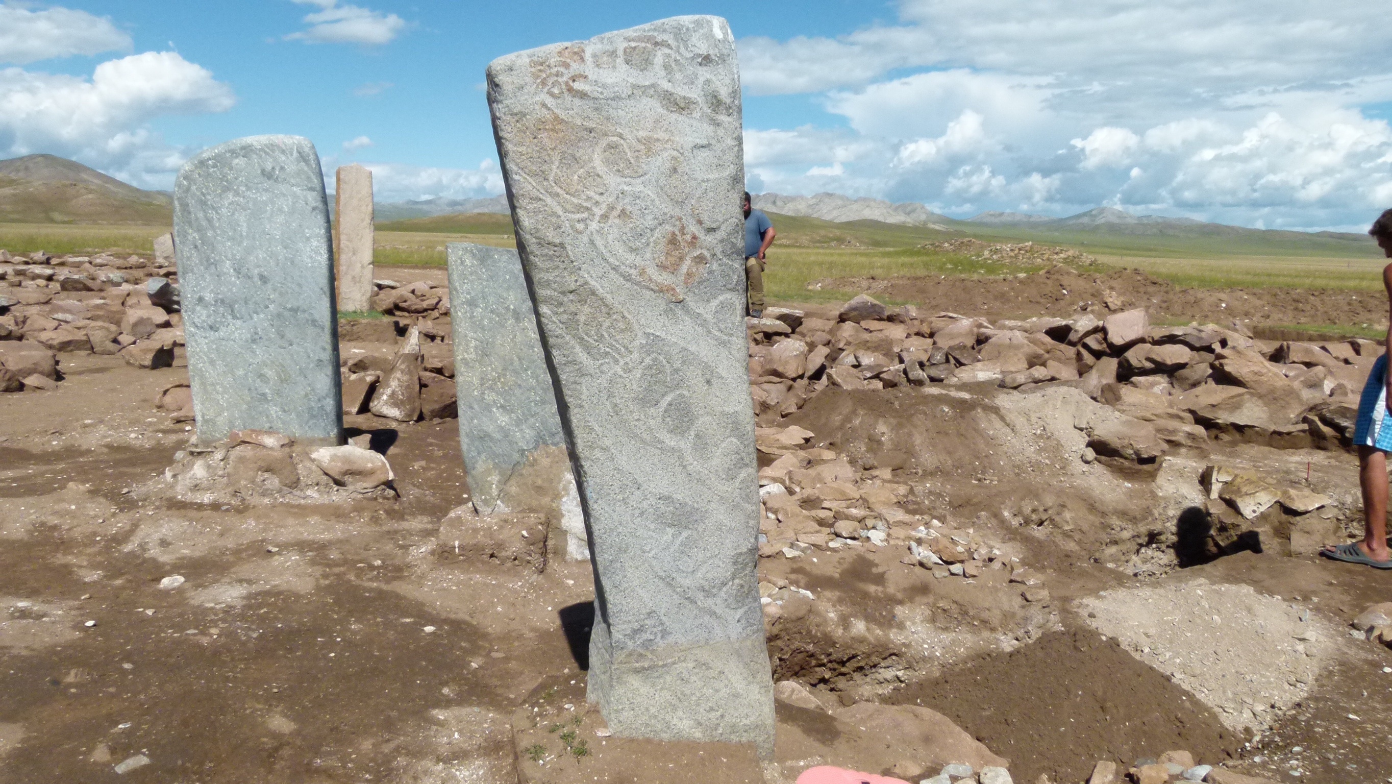 Hình ảnh những con tuần lộc bay cách điệu này có lẽ tượng trưng cho sự chuyển hóa tinh thần của pháp sư từ lúc còn ở mặt đất cho đến lúc ở trên trời: Mô tả cuộc sống trần gian với cuộc sống trên thiên đàng. 