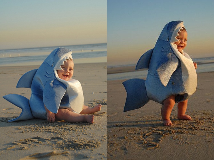 Thậm chí nhiều cô nhóc, cậu nhóc còn được mẹ làm duyên bằng đủ kiểu trang phục đi biển chẳng “đụng hàng” như thế này.