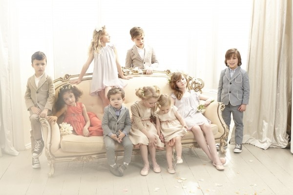 Trang phuc cho cong chua, hoang tu be hinh anh