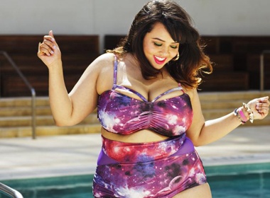 Gu thoi trang an tuong cua co nang mum mim hinh anh