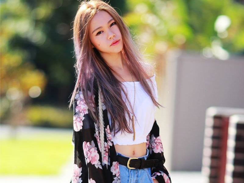 Bi quyet dien pastel 'ngot nhu keo' tu fashionista Uc hinh anh