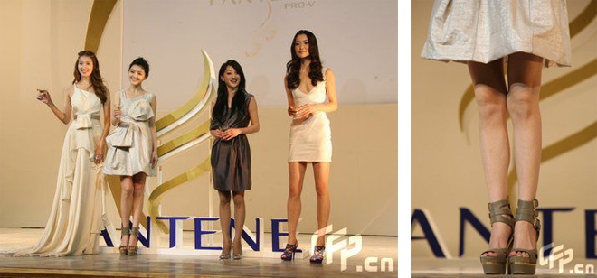 Châu Tấn, Từ Hy Viên lộ “chân ngắn” khi bị xếp đứng cạnh hai siêu mẫu Lâm Chí Linh và Đỗ Quyên, dù cả hai người đẹp đều trang bị cho mình 2 đôi giày cao chót vót.