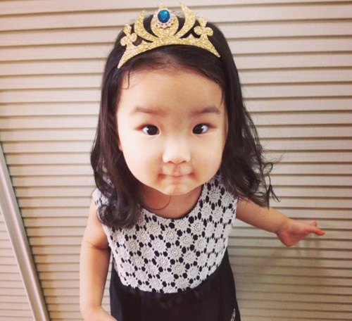 Phong cach he sanh dieu cua co nhoc mat hi xu hoa dao hinh anh