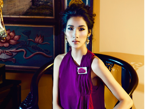 Hoang Thuy hoa quy co sang trong va kieu ky hinh anh