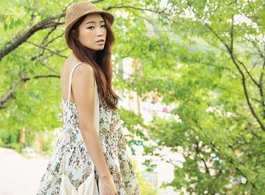 Thu xao xuyen voi dam hoa hinh anh