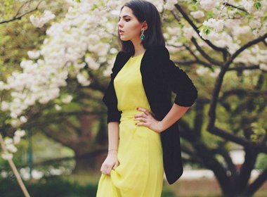 Bi quyet tan trang cho blazer den cu ky cua mua truoc hinh anh