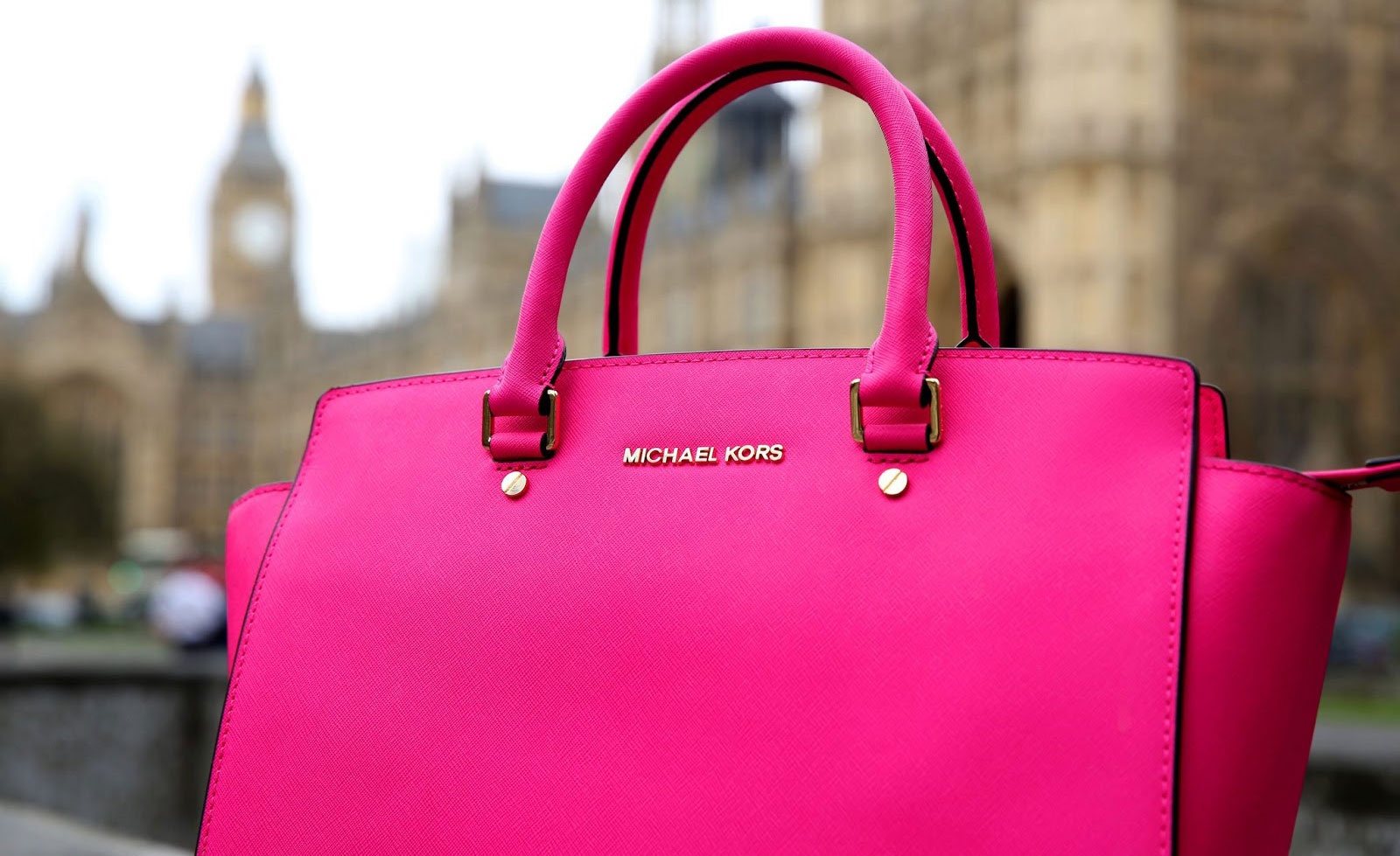 Cach phat hien tui Michael Kors nhai hinh anh