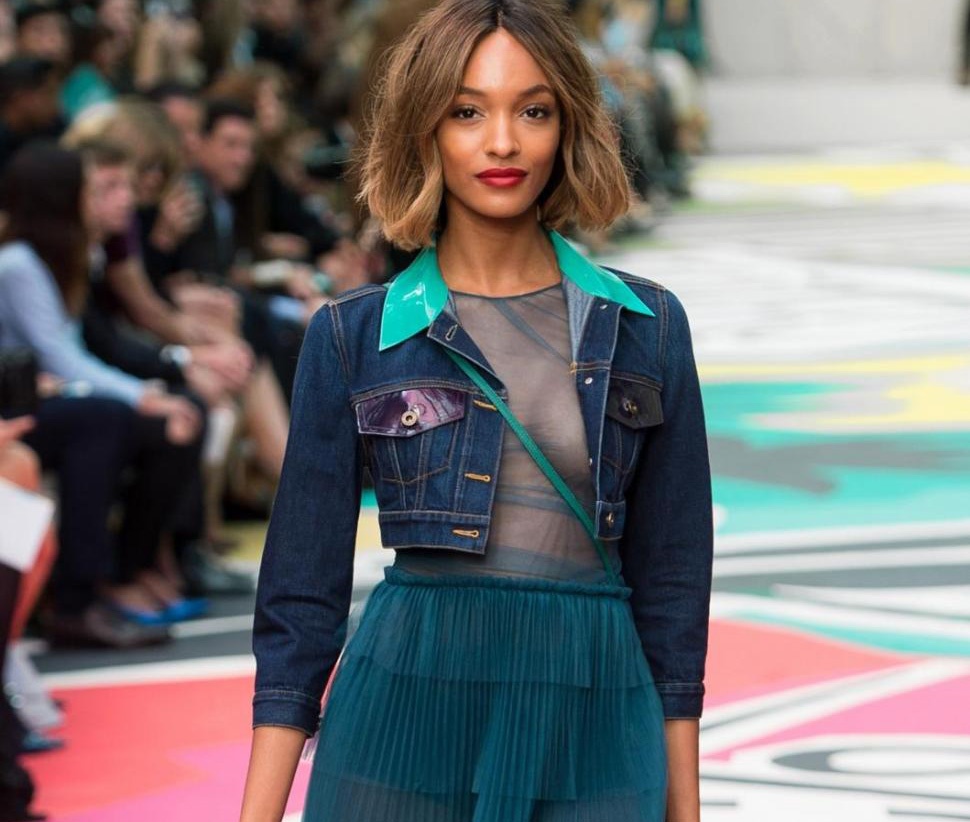 Nhung kieu mot de ung dung tu san dien xuan he 2015 hinh anh