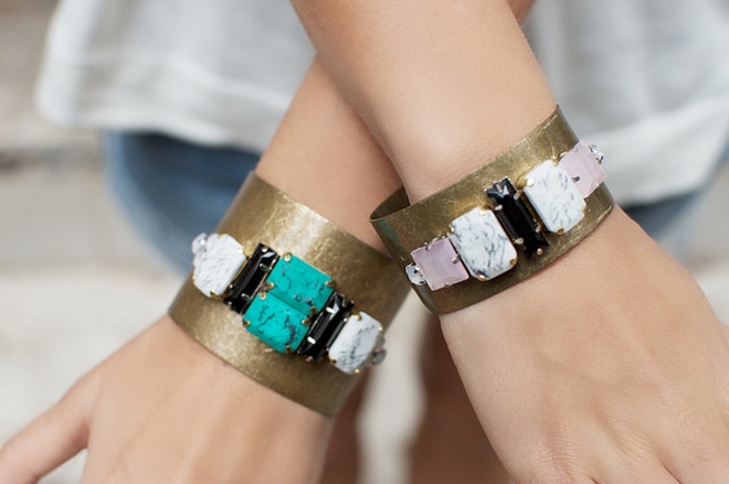 Thế là chưa tới 5 phút thao tác cực kỳ dễ dàng, bạn đã có ngay 1 kiểu vòng đeo tay thật cá tính và sành điệu. 