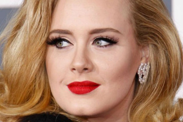 Nhung doi long may xau dep cua sao hinh anh