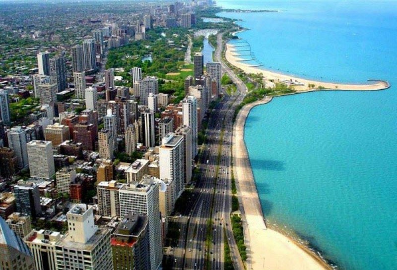 6. Mumbai, Ấn Độ: Đối với những người Ấn Độ chống lại ách thực dân, Kanhoji Angre là một người chiến đấu vì tự do. Nhưng đối với những con tàu phương Tây như Hà Lan, Bồ Đào Nha hay Anh, ông đích thị là một tên cướp biển. Du khách có thể khám phá những tàn tích của bang cướp Angre tại Khanderi và Underi, cũng như tham quan nơi trú ẩn của ông ở Fort Vijaydurg, địa điểm bất khả xâm phạm của Angre thời đó.