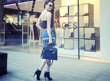 Di tim kieu boots duoc sao chuong nhat mua hinh anh