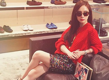 Vay but chi sequin, mon do duoc trong doi nhat dip cuoi nam hinh anh