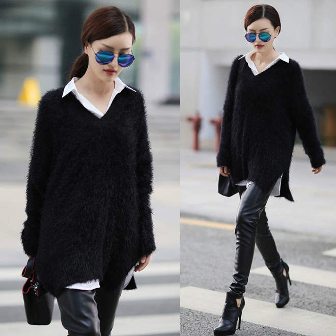 Đơn giản và dễ ứng dụng nhất là kết hợp layer áo len, áo sơ mi over size với skinny da và bốt.