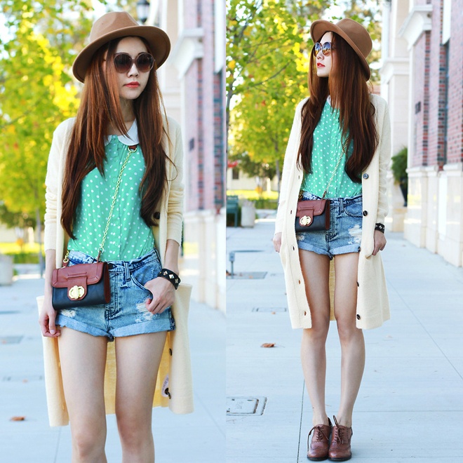 Kết hợp set đồ mùa hè gồm áo sơ mi, shorts jean mix cùng các kiểu áo khoác dáng dài và chiếc mũ fedora đã làm mưa làm gió làng fashionista quốc tế trong đông qua, Yuzi Katrina có ngay một kiểu đồ xuân thật xinh trên phố.