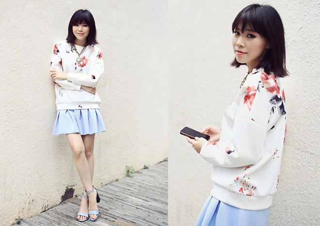 Họa tiết floral, với những bông hoa nhỏ xinh cũng là bí mật khiến các nàng thấp bé, nhẹ cân trở nên duyên dáng và hút ánh nhìn.