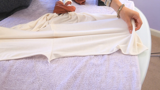 Sau khi là xong chiếc khăn trắng, bạn sẽ được phần nối như thế này.