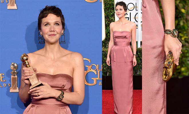 Maggie Gyllenhaal ghi dấu ấn khó phai trên sân khấu Golden Globes Award 2015 không chỉ với giải Nữ diễn viên chính xuất sắc nhất thể loại Phim Truyền hình ngắn nhiều tập/ Phim Điện ảnh – The Honourable Woman, mà còn vì gu thời trang đơn giản nhưng tinh tế, và trang sức hình rắn uốn lượn trên tay.