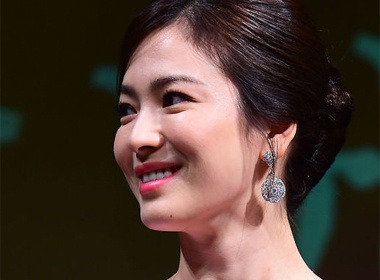 Ba xu huong lam dep hot nhat tham do cua sao Han hinh anh