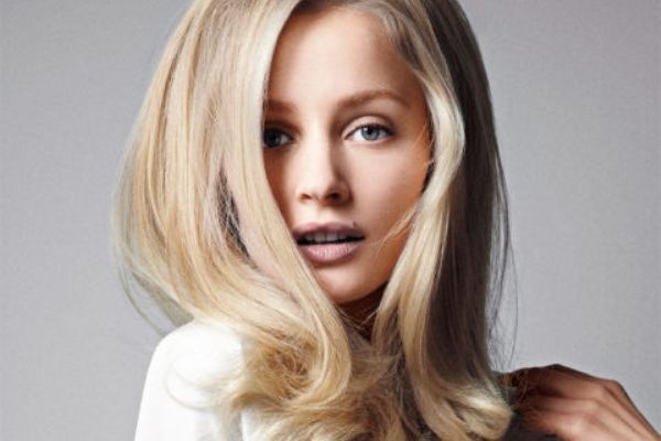 4 buoc don gian say phong cho mai toc kho hinh anh