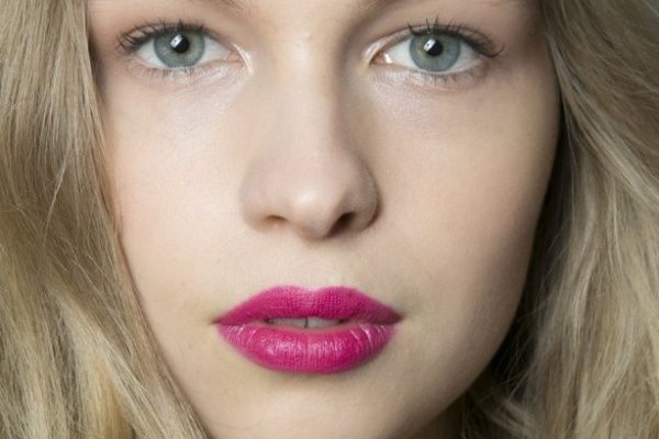 Moi xinh don Tet voi son li mau hong hinh anh