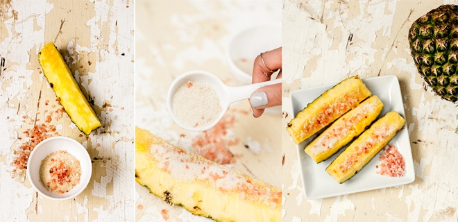  4. Làm da mịn và tươi sáng. Cắt 1/4 quả dứa tươi thành từng miếng dài khoảng 4 -5 cm, gọt bỏ phần cùi trắng và trộn với đường hạt to rồi chà xát phần mặt trong của quả dứa nhẹ nhàng khắp cơ thể. Các vitamin trong quả dứa sẽ thấm sâu vào da, đồng thời làm bong lớp tế bào chết bên ngoài giúp làn da trở nên trẻ trung, mịn màng và tươi tắn hơn. Tuy nhiên, bạn cần thử nghiệm ở vài khu vực nhỏ của da và kiểm tra xem có bất cứ phản ứng nào như ngứa, nổi mẩn, phát ban…  trước khi thoa lên toàn bộ cơ thể.