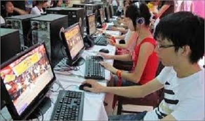 Meo bao ve mat khi ngoi may tinh suot ngay hinh anh