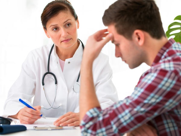7. Khả năng sinh sản: Mỡ bụng có thể một trong những nguyên nhân gây rối loạn chức năng cương dương. Hơn nữa, tiêu thụ quá nhiều rượu bia cũng khiến bạn trở nên vô sinh.