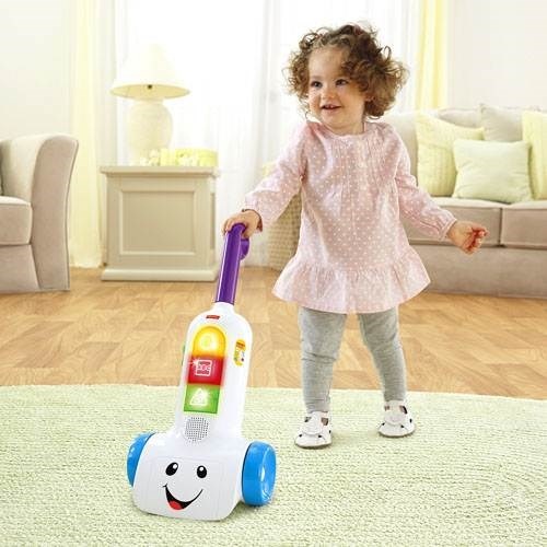  Cach hay do tre nin khoc hieu qua bat ngo-Hinh-4 Tạo ra tiếng ồn trắng. Tiếng ồn trắng là thuật ngữ được giới y học dùng để tiếng ồn được tạo ra để át một tiếng ồn khác. Cũng giống như việc trẻ đã quen với âm thanh ồn ào khi còn trong bụng mẹ. Trong khi những bé lớn hơn có thể sợ tiếng ồn, những bé nhỏ tuổi hơn lại thích được an ủi bởi những thiết bị ấy. Mẹ có thể dùng máy sấy tóc, máy hút bụi đều được. Nhớ không để các đồ vật ấy quá gần tai trẻ.