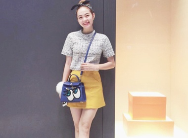 7 mau vay mua xuan nhat dinh phai co trong tu quan ao hinh anh
