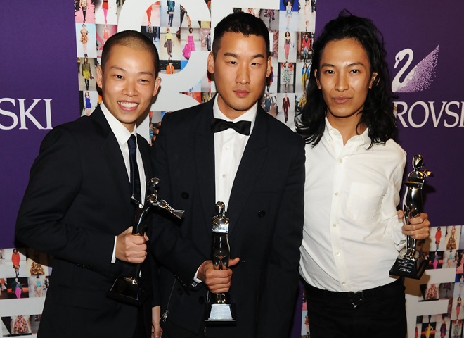Giải thưởng danh giá CFDA 2010 đã góp phần giúp thị trường thời trang Mỹ tìm được thêm 3 nhà thiết kế trẻ gốc Á rất tài năng. Đó là Richard Chai, Jason Wu và Alexander Wang. 