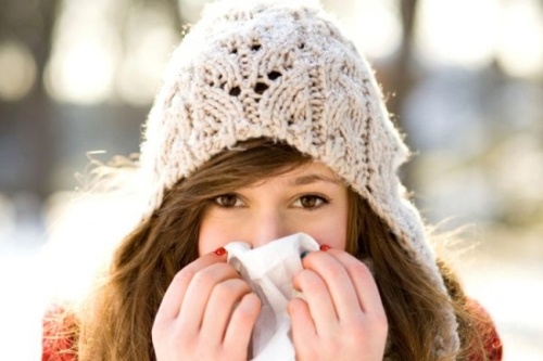 Thoi tiet thay doi anh huong den suc khoe the nao? hinh anh